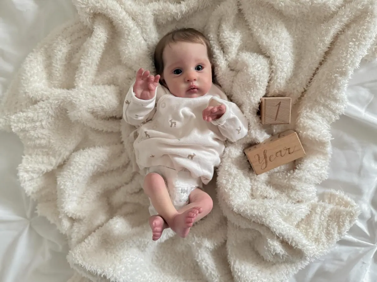 Amelio reborn doll